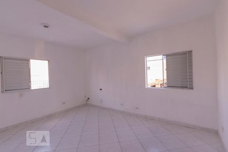 Quarto de casa para alugar com 1 quarto, 80m² em Jardim Nova Tereza, São Paulo