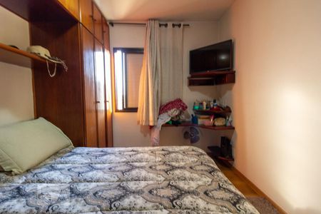 Quarto 1 de apartamento à venda com 2 quartos, 60m² em Jardim Ester, São Paulo