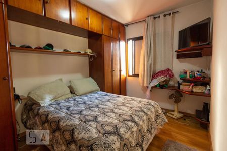 Quarto 1 de apartamento à venda com 2 quartos, 60m² em Jardim Ester, São Paulo