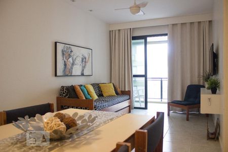 Sala de apartamento para alugar com 1 quarto, 57m² em Barra da Tijuca, Rio de Janeiro