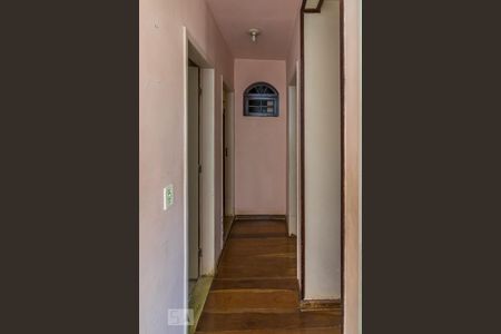 Corredor de apartamento à venda com 2 quartos, 68m² em Braz de Pina, Rio de Janeiro