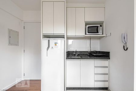 Cozinha de apartamento para alugar com 1 quarto, 23m² em Centro, Curitiba