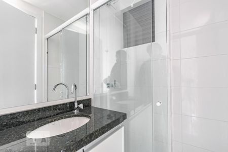 Banheiro Social de apartamento para alugar com 1 quarto, 23m² em Centro, Curitiba