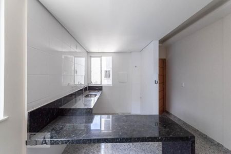 Cozinha de apartamento à venda com 1 quarto, 40m² em Funcionários, Belo Horizonte