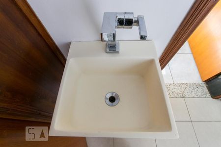 Lavabo de casa à venda com 3 quartos, 150m² em Vila Zelina, São Paulo