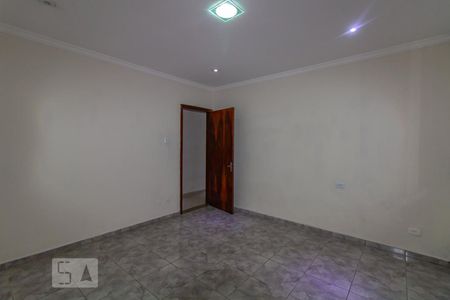 Quarto 1 de casa para alugar com 2 quartos, 150m² em Vila Ivone, São Paulo