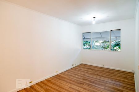 Sala de apartamento para alugar com 3 quartos, 74m² em Vila Sofia, São Paulo
