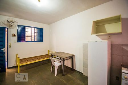 Sala/Quarto de kitnet/studio para alugar com 1 quarto, 43m² em Cidade Universitária, Campinas