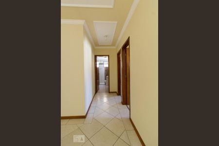 Corredor de apartamento para alugar com 2 quartos, 80m² em Jardim Magnolia, Sorocaba
