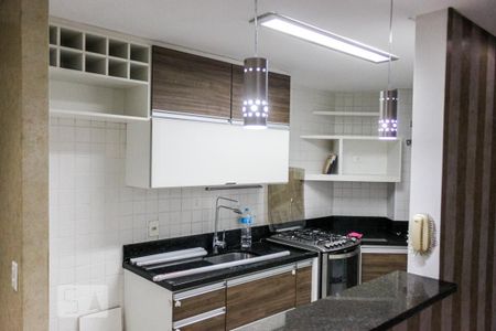 Cozinha de apartamento para alugar com 2 quartos, 65m² em Parque Novo Mundo, São Paulo