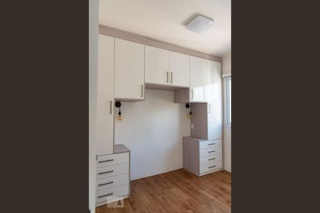 Armário de apartamento à venda com 2 quartos, 33m² em Cambuci, São Paulo