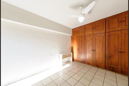 Quarto de apartamento à venda com 1 quarto, 59m² em Centro, Campinas