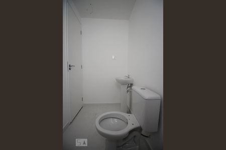 Banheiro Suíte de apartamento à venda com 3 quartos, 65m² em Canhema, Diadema