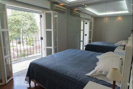 Quarto 1 de apartamento à venda com 4 quartos, 160m² em Real Parque, São Paulo