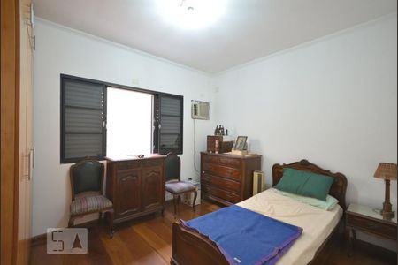 Quarto 1 de casa à venda com 3 quartos, 382m² em Vila Monumento, São Paulo