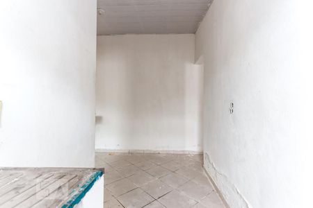 Sala e Cozinha de casa para alugar com 1 quarto, 20m² em Vila Germinal, São Paulo