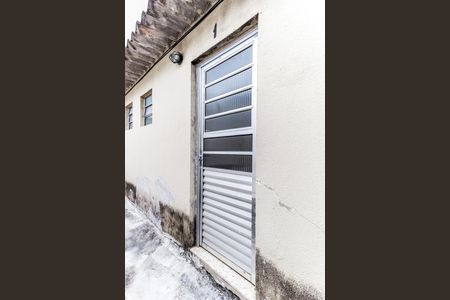 Entrada de casa para alugar com 1 quarto, 20m² em Vila Germinal, São Paulo