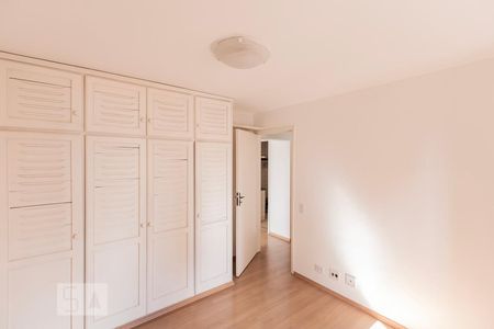 Quarto 1 de apartamento para alugar com 2 quartos, 65m² em Santa Cecília, São Paulo