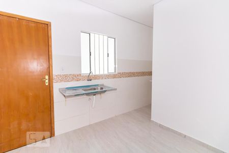 Cozinha e Área de Serviço de apartamento para alugar com 1 quarto, 28m² em Vila Medeiros, São Paulo
