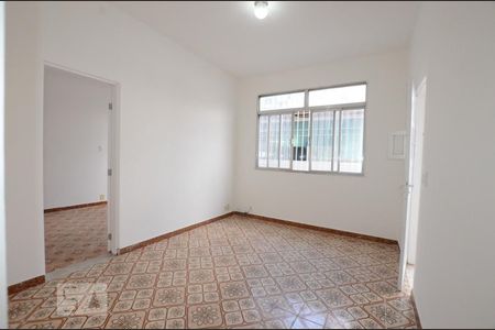 Sala de casa para alugar com 2 quartos, 80m² em Irajá, Rio de Janeiro