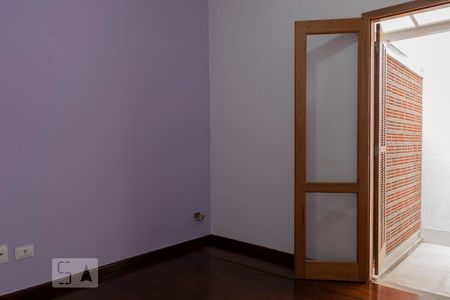 Quarto 1 de casa para alugar com 2 quartos, 80m² em Vila da Saúde, São Paulo