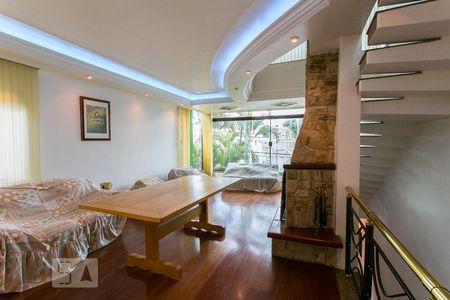 Sala 1 de casa para alugar com 3 quartos, 600m² em Mooca, São Paulo