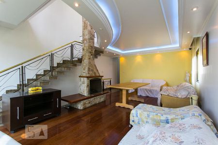 Sala 1 de casa para alugar com 3 quartos, 600m² em Mooca, São Paulo