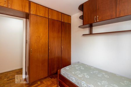 Quarto 1 de apartamento para alugar com 2 quartos, 76m² em Vila Olímpia, São Paulo