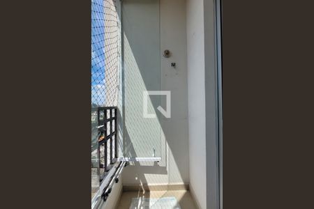 Sacada de apartamento à venda com 2 quartos, 56m² em Vila Principe de Gales, Santo André