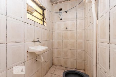 Banheiro de casa para alugar com 1 quarto, 25m² em Vila Jacuí, São Paulo