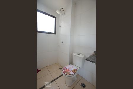 Banheiro de apartamento para alugar com 2 quartos, 55m² em Vila Virginia, Ribeirão Preto