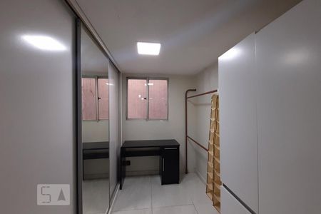 Closet do quarto de apartamento para alugar com 1 quarto, 62m² em Taguatinga Norte (taguatinga), Brasília