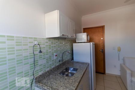 Cozinha de apartamento à venda com 1 quarto, 30m² em Parque Rural Fazenda Santa Cândida, Campinas