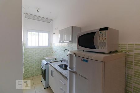 Cozinha e Área de Serviço de apartamento à venda com 1 quarto, 30m² em Parque Rural Fazenda Santa Cândida, Campinas