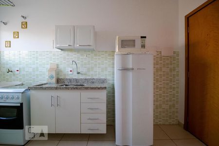 Cozinha de apartamento à venda com 1 quarto, 30m² em Parque Rural Fazenda Santa Cândida, Campinas