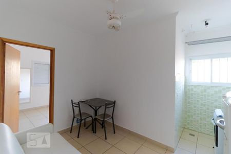 Sala  de apartamento à venda com 1 quarto, 30m² em Parque Rural Fazenda Santa Cândida, Campinas
