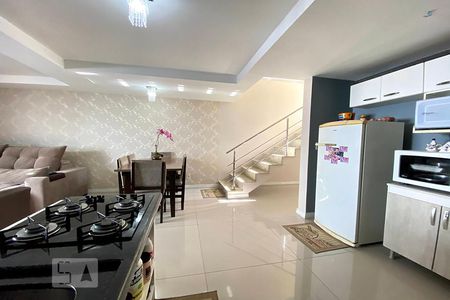 Sala de Jantar e cozinha de casa para alugar com 3 quartos, 164m² em Campestre, São Leopoldo
