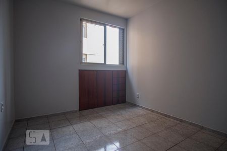 Quarto 1 de apartamento para alugar com 2 quartos, 62m² em Jardim Santo Antônio, Aparecida de Goiânia