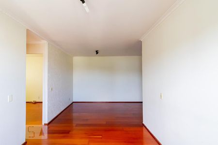 Sala de apartamento para alugar com 2 quartos, 60m² em Jardim Santa Emília, São Paulo