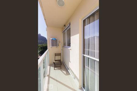 Varanda de apartamento à venda com 2 quartos, 75m² em Jacarepaguá, Rio de Janeiro