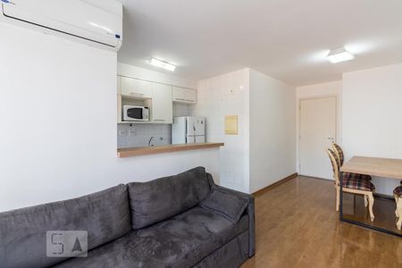 Sala de apartamento para alugar com 1 quarto, 49m² em Indianópolis, São Paulo