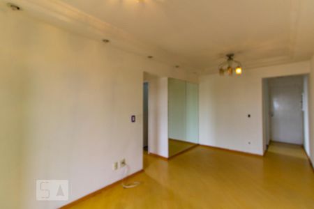 Sala de apartamento para alugar com 2 quartos, 66m² em Vila Invernada, São Paulo