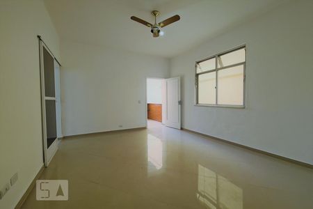 Sala de apartamento à venda com 2 quartos, 70m² em Cascadura, Rio de Janeiro