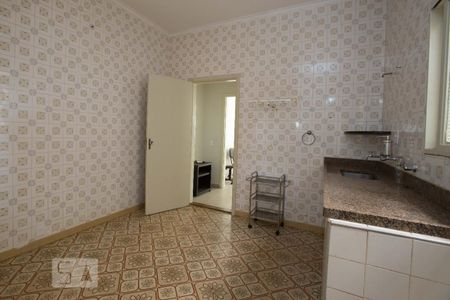 Cozinha de casa para alugar com 3 quartos, 200m² em Jardim Macedo, Ribeirão Preto