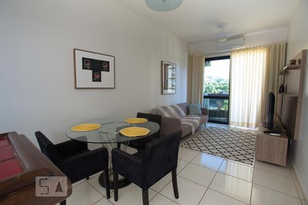 Sala de apartamento para alugar com 1 quarto, 58m² em Centro, Ribeirão Preto