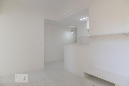 Sala de apartamento para alugar com 2 quartos, 58m² em Recreio dos Bandeirantes, Rio de Janeiro