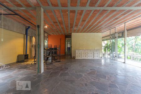 Sala de casa de condomínio à venda com 4 quartos, 400m² em Itanhangá, Rio de Janeiro