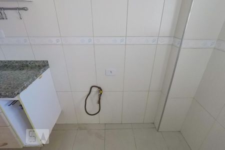 Cozinha de apartamento à venda com 2 quartos, 52m² em Vila Monumento, São Paulo