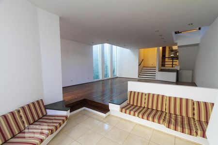 Sala de Lareira de casa à venda com 7 quartos, 340m² em Parque da Mooca, São Paulo