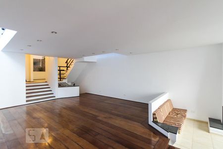 Sala de casa à venda com 7 quartos, 340m² em Parque da Mooca, São Paulo